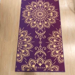 Gaiam Yoga mat